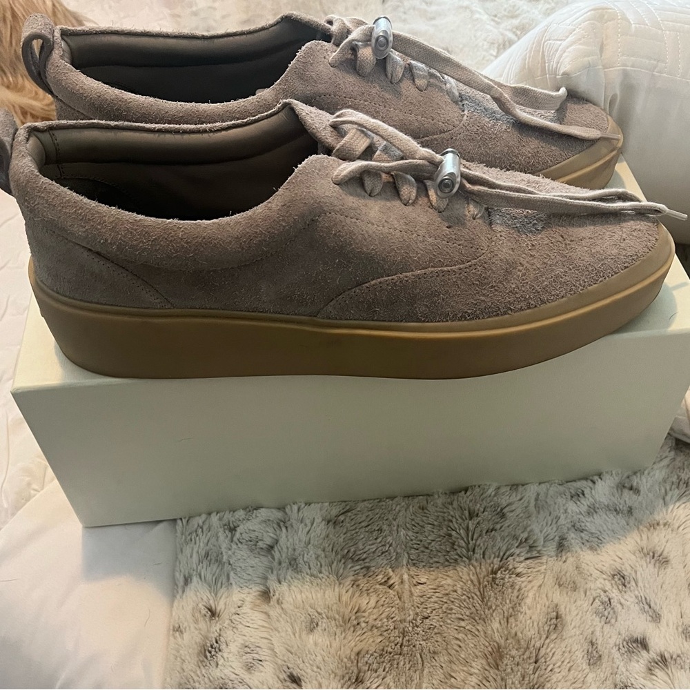 Fear of God 101 Lace up Sneaker IN BOX